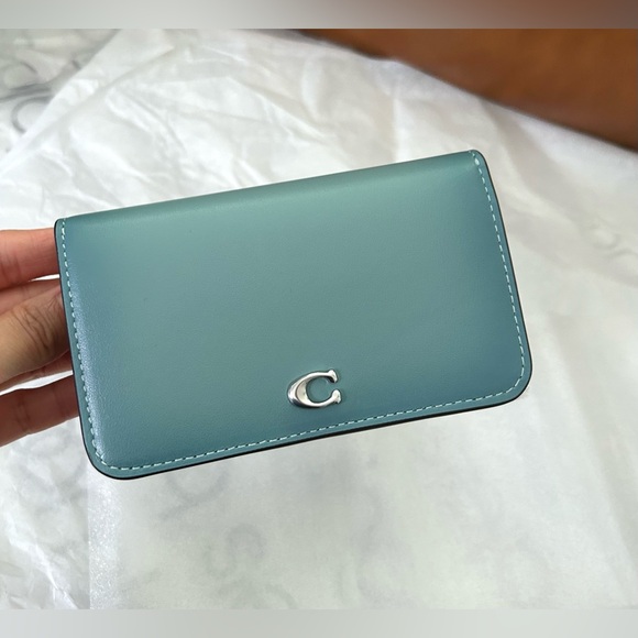 Coach Essential Slim Card Case - Picture 3 of 12